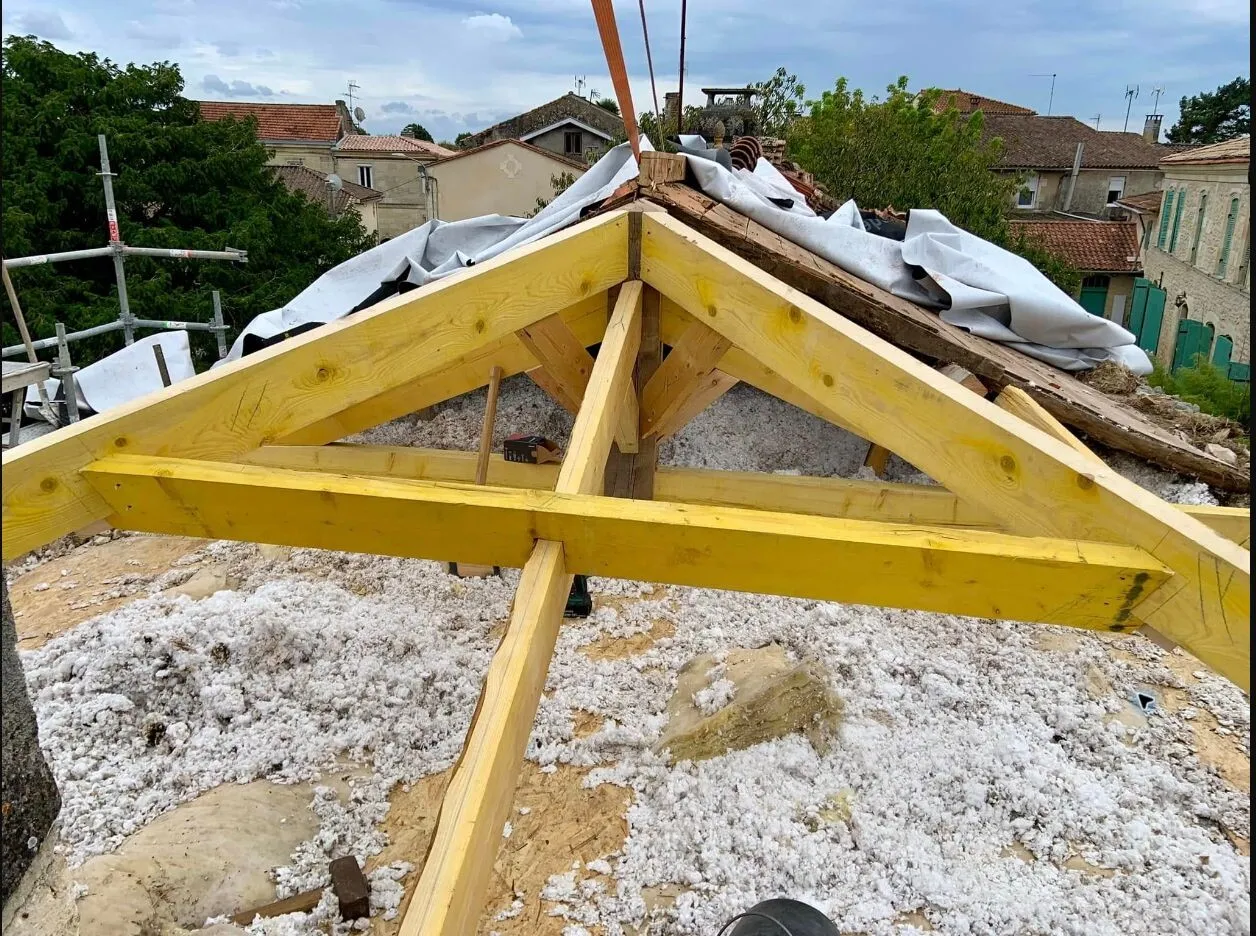 Rénovation d’une charpente à Anglade